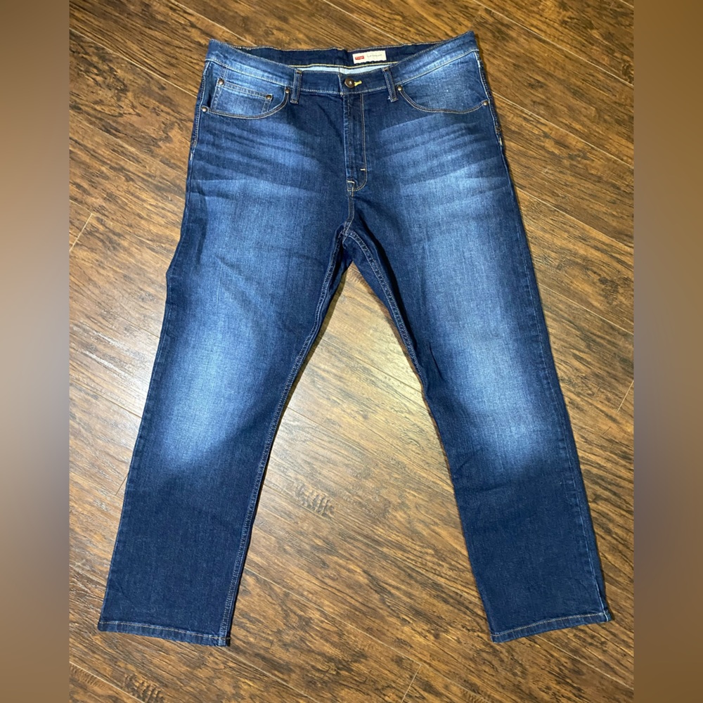 Wrangler slim straight jeans